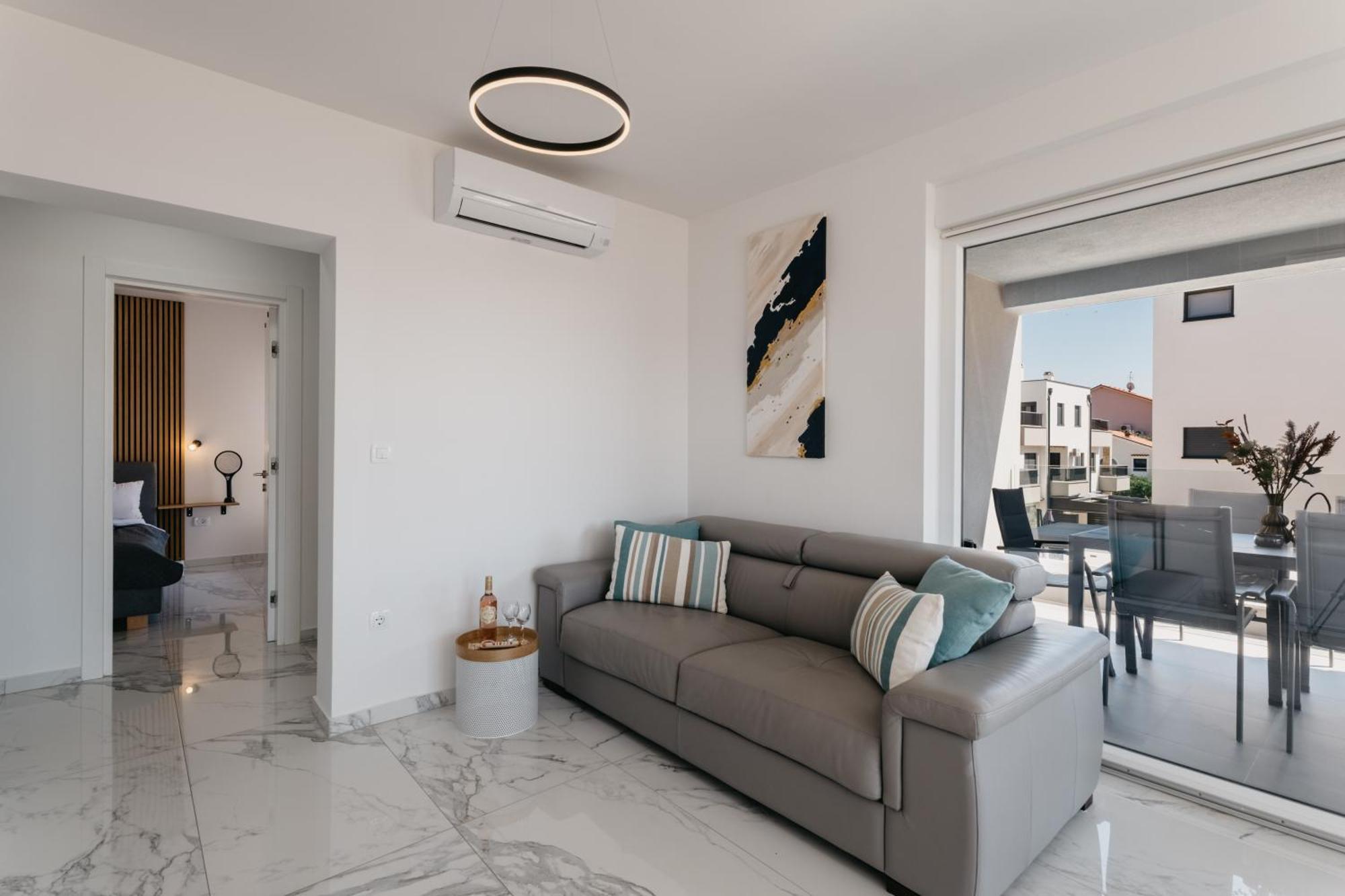 Lili Rose Mandre - Exclusive Family Apartments With Sea View, Just Steps From Beach Номер фото